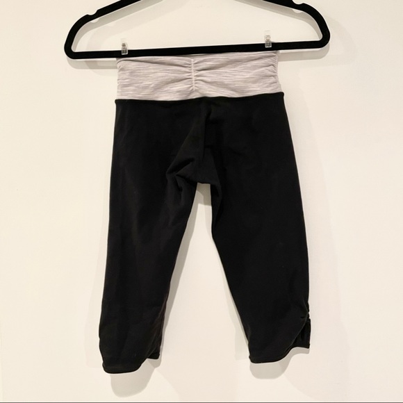 Lululemon Dhanurasana Keyhole - Picture 3 of 10